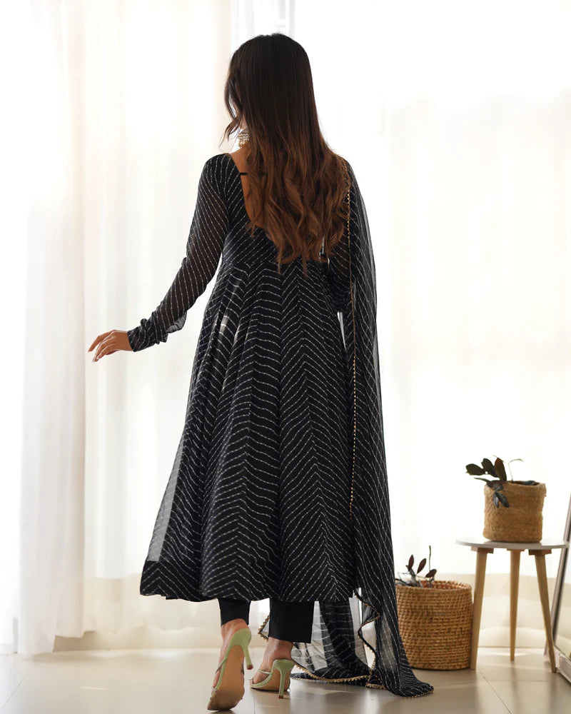 Prominent Black Anarkali Set