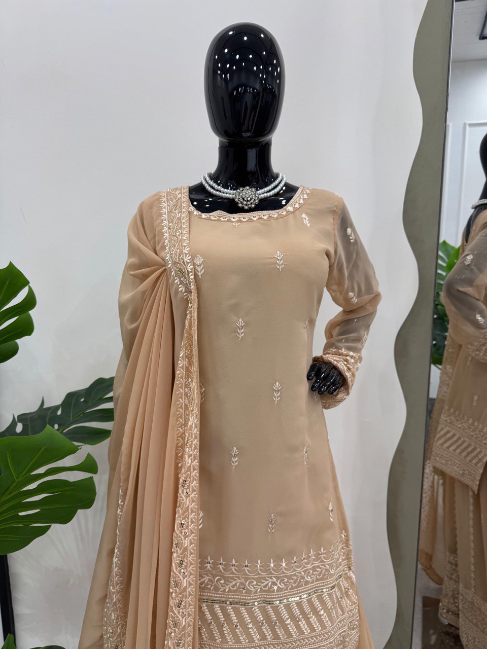 *Launching New Designer Party Wear Look Top , Sharara Plazzo and Dupatta*